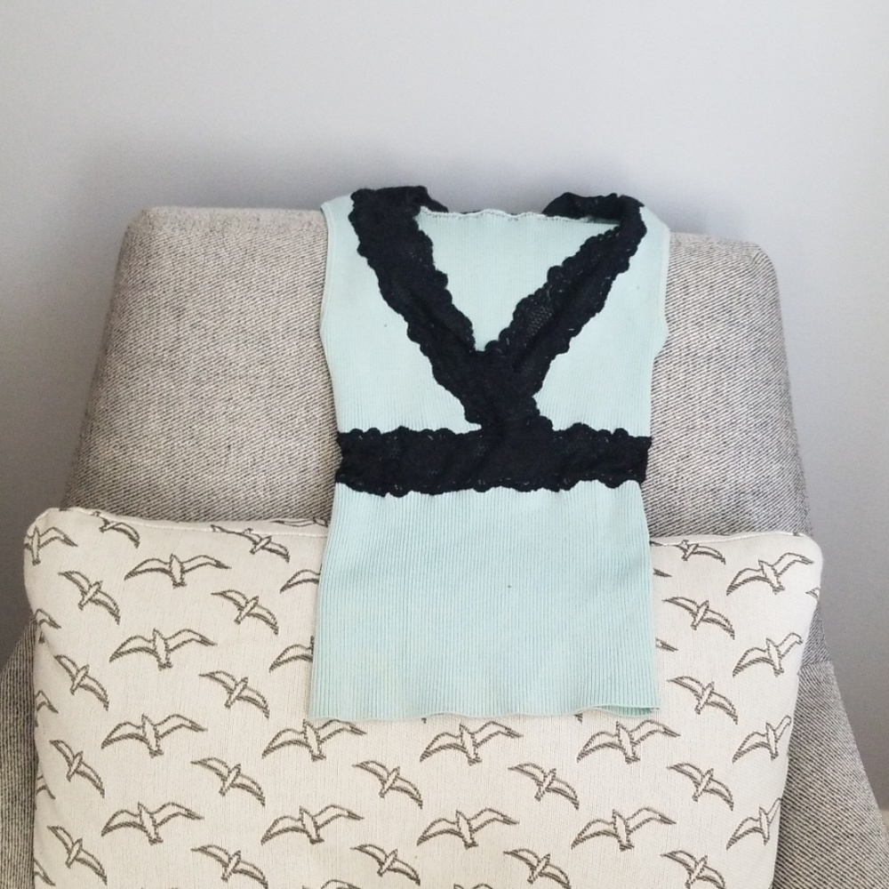 Bebe knit tank top!